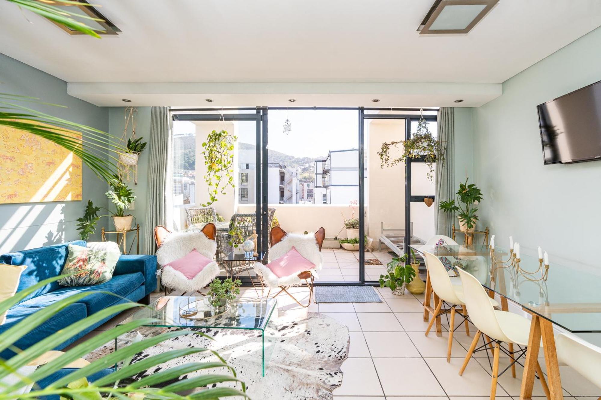 Apartment The Decks Cape Town